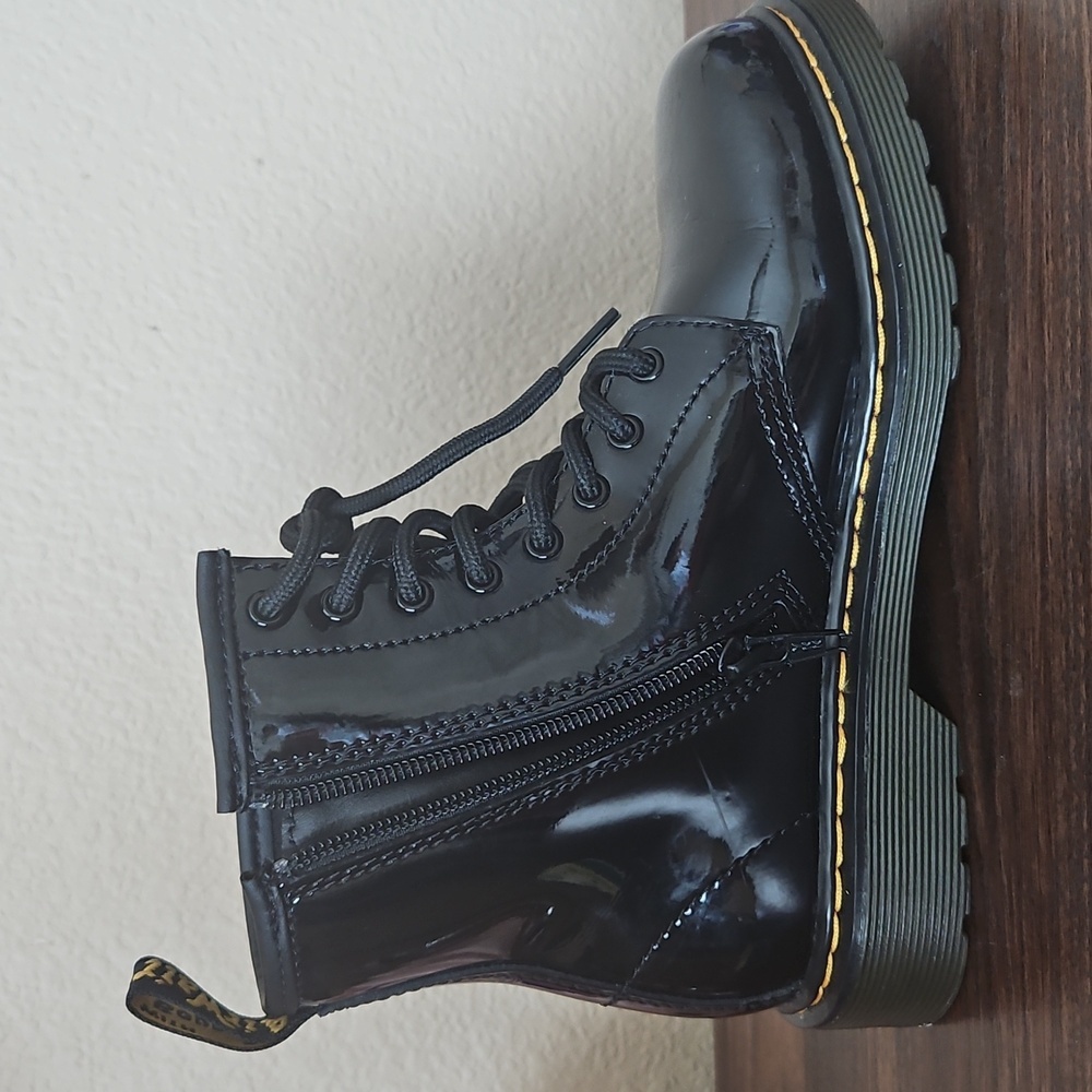 Youth 1460 Patent Leather Lace Up Boots - Picture 8 of 10